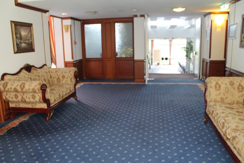 Berghotel Hamburg Blick Екстериор снимка